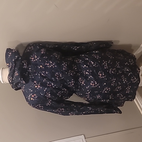 Women's Fitted Weatherproof Lightweight Rain Jacket Floral Hooded Raincoat⁰ - Picture 4 of 6